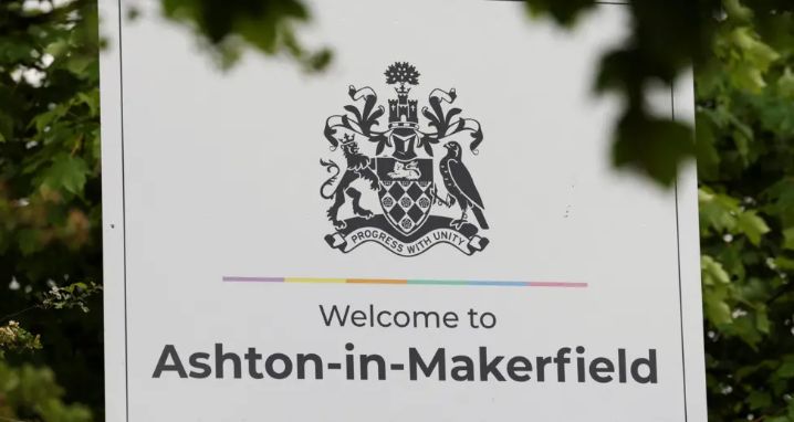 Welcome to Ashton-in-Makerfield sign
